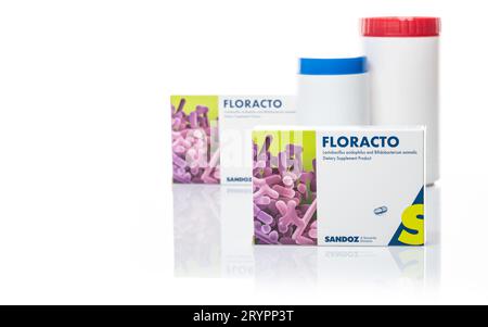 CHONBURI, THAILAND-29. APRIL 2023: Floracto Lactobacillus acidophilus und Bifidobacterium animalis Nahrungsergänzungsprodukt. Probiotische Kapsel Stockfoto