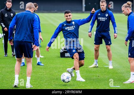 Kopenhagen, Dänemark. Oktober 2023. Mohamed Elyounoussi. FC Kopenhagen Zug in Frederiksberg, Montag, 2. Oktober 2023. Das Team trifft am Dienstag in der Champions League auf den Bayern München in einem Spiel, das im Kopenhagener Stadtteil Parken ausgetragen wird. (Foto: Martin Sylvest/2023) Credit: Ritzau/Alamy Live News Stockfoto