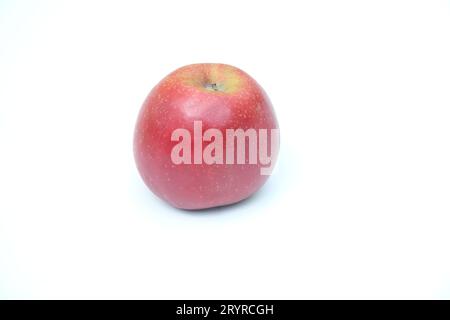 Frische rote Apfel isoliert auf weißem Hintergrund. Mit Beschneidungspfad Stockfoto