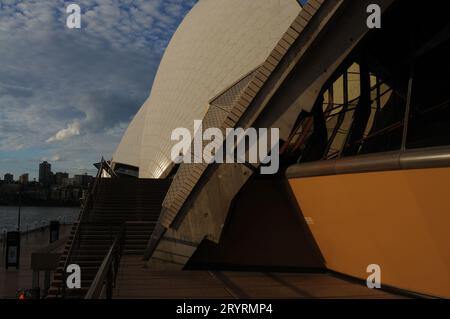 Detail, Sydney Opera House Concert Hall bietet seitlichen Blick, oberes Podium nach Westen, Blick von Süden nach Norden während der Renovierung des Bennelong Restaurants Stockfoto