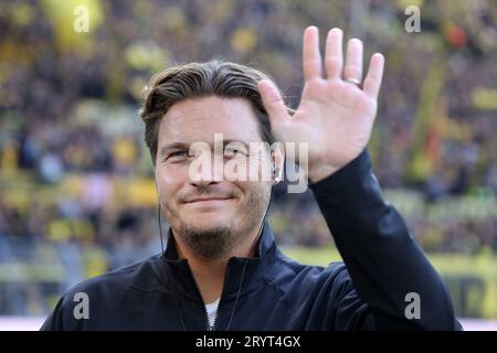 firo: 23.09.2023, Fußball, 1. Liga, 1. Bundesliga, Saison 2023/2024, BVB, Borussia Dortmund - VfL Wolfsburg Coach Edin TERZIC, BVB Waves Stockfoto