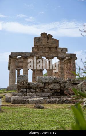 Archäologischer Park Paestum historische Ruinen von Tempeln aus römischer Zeit Campania Salerno Italien Stockfoto