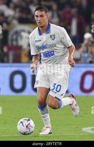 Rom, Latium. Oktober 2023. Ilario Monterisi von Frosinone während des Spiels der Serie A zwischen Roma und Frosinone im Olympiastadion, Italien, 1. Oktober 2023. Quelle: massimo insabato/Alamy Live News Stockfoto