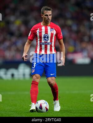 Madrid, Spanien. Oktober 2023. Cesar Azpilicueta aus Atletico de Madrid spielte am 1. Oktober im Civitas Metropolitano Stadium in Madrid, Spanien, während des Spiels der La Liga zwischen Atletico de Madrid und Cadiz CF. (Foto: Cesar Cebolla/PRESSINPHOTO) Credit: PRESSINPHOTO SPORTS AGENCY/Alamy Live News Stockfoto