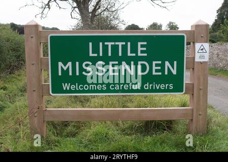 DATEIBILDER. Oktober 2023. Nach Tagen der Spekulation haben Sky News heute von der Konservativen Partei-Konferenz in Manchester berichtet, dass die HS2 Northern Leg von Birmingham Manchester abgesagt werden soll. Little Missenden, Buckinghamshire, Großbritannien. Oktober 2023. Die HS2-Lüftungsschachtbaustelle in Little Missenden, Buckinghamshire. Die beiden Tunnelbohrmaschinen unter den Chilterns sollen nun den Standort Little Missden erreicht haben. In den letzten Tagen gab es viele Spekulationen, dass Premierminister Rishi Sunak die Absage voraussichtlich ankündigen wird Stockfoto