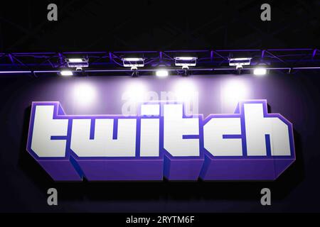 Chiba, Japan. September 2023. Online-Streaming-Plattform Twitch-Branding auf der Tokyo Game Show 2023. (Foto: Stanislav Kogiku/SOPA Images/SIPA USA) Credit: SIPA USA/Alamy Live News Stockfoto