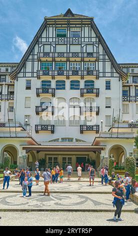 Petropolis, Brasilien - 7. Dezember 2019: Quitandinha Palace, ehemaliges Hotel und Kasino Stockfoto