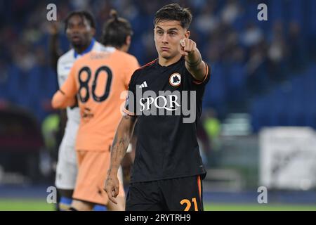 Rom, Latium. Oktober 2023. Paulo Dybala von AS Roma während des Spiels der Serie A zwischen Roma und Frosinone im Olympiastadion, Italien, 1. Oktober 2023. AllShotLive/SIPA USA Credit: SIPA USA/Alamy Live News Stockfoto