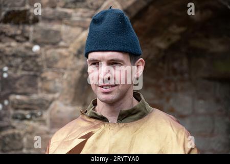 Kenilworth England 29. Juli 2023 das Ritterturnier der Burg Kenilworth trifft auf die Öffentlichkeit, wenn sie vor dem Turnier teilnehmen Stockfoto