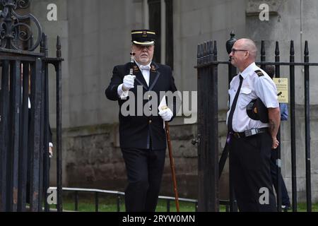 London, England, Großbritannien. Oktober 2023. Richter, wichtige juristische Personen und leitende Angehörige der Rechtsberufe nehmen an einer zeremoniellen Prozession zu den Kammern des Parlaments Teil, nachdem sie am jährlichen Judges Service in Westminster Abbey teilgenommen haben, was den Beginn des neuen Rechtsjahres markiert. (Kreditbild: © Thomas Krych/ZUMA Press Wire) NUR REDAKTIONELLE VERWENDUNG! Nicht für kommerzielle ZWECKE! Quelle: ZUMA Press, Inc./Alamy Live News Stockfoto