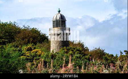 Oktober 1823-2023. Wunderschöner Herbstblick auf den 200 Jahre alten Leuchtturm Tayport Low (West Common, East Lighthouse) in Fife, Schottland Stockfoto