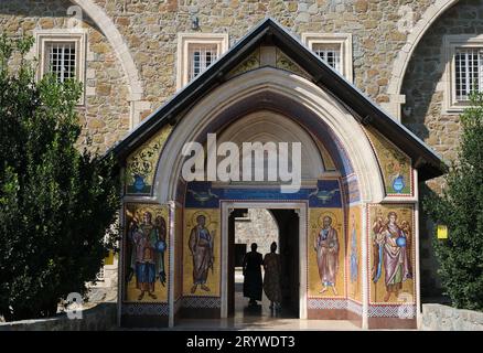 Das christlich-orthodoxe Kloster Kykkos im Troodos-Gebirge auf zypern Stockfoto