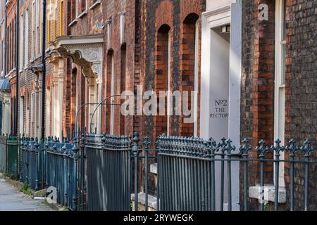 Die GeorgianTerraced Houses in Fournier St, Spitalfields, London, E1. Stockfoto