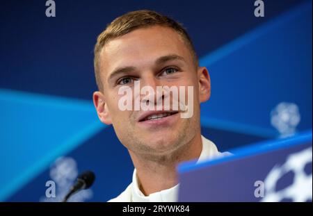 Kopenhagen, Dänemark. Oktober 2023. Fußball, Pressekonferenz FC Bayern München vor dem Champions-League-Spiel FC Kopenhagen - Bayern München im Parken Stadion. Joshua Kimmich von München auf dem Podium. Quelle: Sven Hoppe/dpa/Alamy Live News Stockfoto