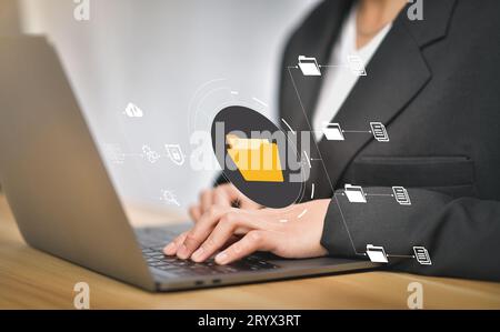 Dokumentenmanagementsystem (DMS) Stockfoto