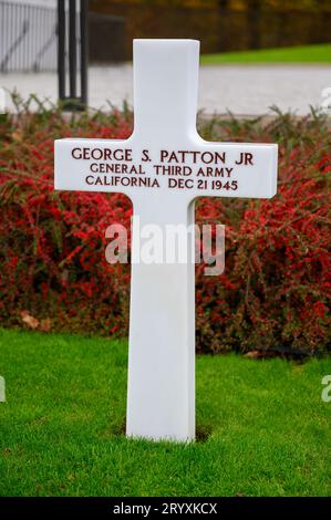 Grab von General George S. Patton Jr. Luxembourg American Cemetery and Memorial in Hamm, Luxembourg City, Luxemburg. Stockfoto