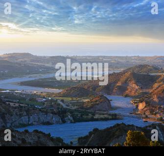 Sunrise Stilo Dorf Tal, Kalabrien, Italien Stockfoto