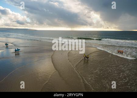 Pismo Beach, Kalifornien - 6. Dezember 2022. Pismo Beach während der ISA World para Surfing Championship. Stockfoto