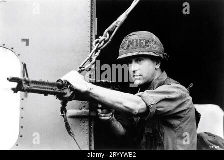 ROBERT DE NIRO in JACKNIFE 1989 Regisseur DAVID HUGH JONES Spiel / Drehbuch Stephen Metcalfe Musik Bruce Broughton Kostümdesign Jane Greenwood Kings Road Entertainment / Sandollar-Schaffel Productions / Cineplex Odeon Films Stockfoto