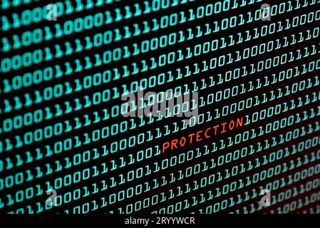 Schutztext und Binärcode-Konzept vom Desktop-Bildschirm aus, selektiver Fokus Stockfoto