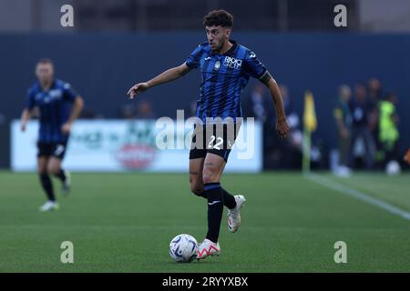 Matteo Ruggeri von Atalanta BC in Aktion während des Fußballspiels der Serie A zwischen Atalanta BC und Juventus FC im Gewiss-Stadion am 1. Oktober 2023 in Bergamo, Italien. Stockfoto