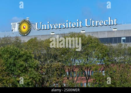 Utrecht, Niederlande 26. Oktober 2024. Logo der Utrecht University. Die Universität Utrecht ist eine öffentliche Forschungsuniversität in Utrecht. Es ist einer der alten Stockfoto