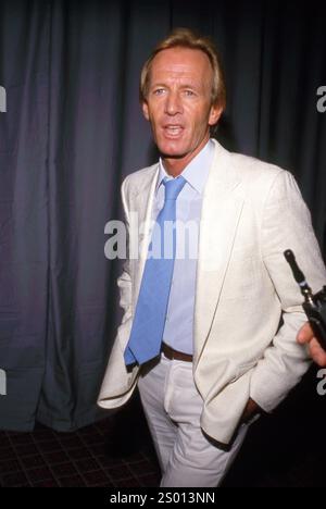 Paul Hogan ist gestorben. Paul Hogan bei der ShoWest Convention am 12. Februar 1987 im Bally's Hotel and Casino in Las Vegas, Nevada Stockfoto