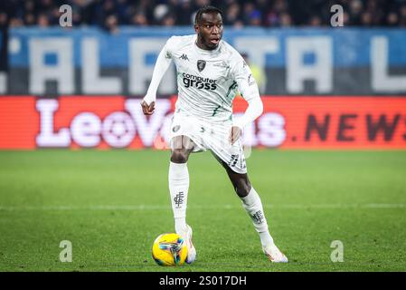 Bergamo, Italien, Italien. Dezember 2024. Junior SAMBIA of Empoli während des Spiels der Serie A zwischen Atalanta BC und Empoli FC im Gewiss Stadio di Bergamo am 22. Dezember 2024 in Bergamo, Italien. (Kreditbild: © Matthieu Mirville/ZUMA Press Wire) NUR REDAKTIONELLE VERWENDUNG! Nicht für kommerzielle ZWECKE! Stockfoto