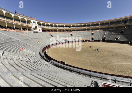 Madrid, Spanien, Europa, Blick auf die innere zentrale Arena einer leeren Stierkampfarena mit umliegenden Ständen, Stierkampfarena Las Ventas, Plaza de Toros Las Ventas, E Stockfoto