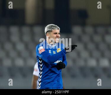 Guimaraes, Guimaraes, Portugal. Dezember 2024. ISAAC Spieler aus Nacional sah sein Tor während des Liga Portugal Betclic 2024/25 Spiel zwischen Vitoria SC und Nacional im Estadio D. Afonso Henriques 23, 2024 in Guimaraes, Portugal. Endnote Vitoria SC 2 - 2 Nacional (Bild: © Miguel Lemos/ZUMA Press Wire) NUR REDAKTIONELLE VERWENDUNG! Nicht für kommerzielle ZWECKE! Stockfoto