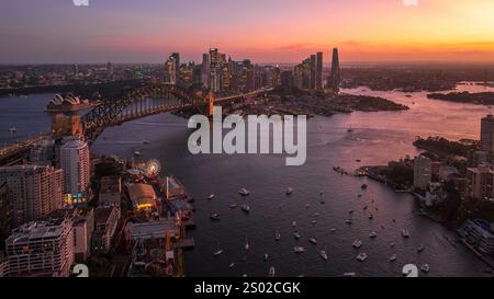 Sydney Harbor Bridge Opera House Sonnenuntergang über Lavender Bay Stockfoto