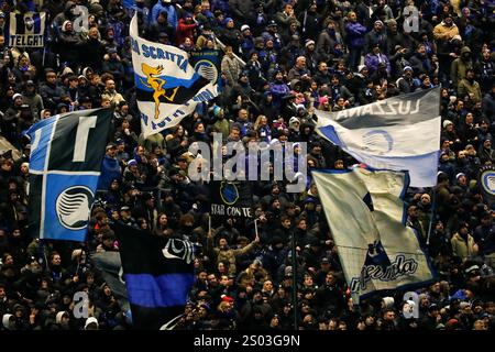 Bergamo, Italien. Dezember 2024. Atalanta Fans beim italienischen Fußballspiel der Serie A Atalanta BC gegen Empoli FC im Gewiss Stadium. Endergebnis: Atalanta BC 3 - 2 Empoli FC Credit: SOPA Images Limited/Alamy Live News Stockfoto