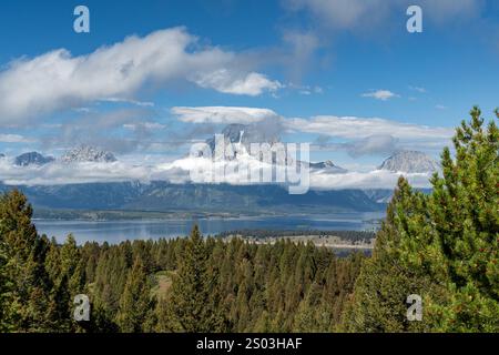 Jackson Lake und Teton Range vom Gipfel des Signal Mountain im Grand Teton National Park, Wyoming Stockfoto