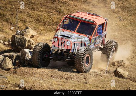 BURSA, TURKIYE - 28. JULI 2024: Offroad-Autorennen im Extreme Cup in Bursa Stockfoto