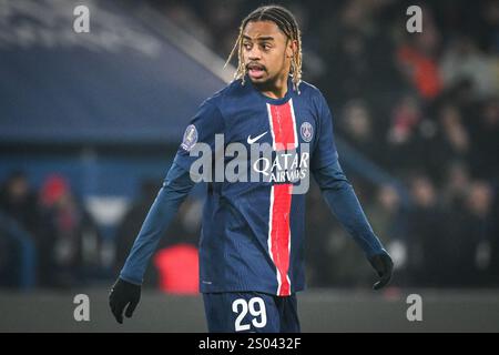Paris, Frankreich. November 2024 30. Bradley BARCOLA von PSG während des Fußballspiels der französischen Meisterschaft Ligue 1 zwischen Paris Saint-Germain und dem FC Nantes am 30. November 2024 im Parc des Princes Stadion in Paris, Frankreich - Foto Matthieu Mirville/DPPI Credit: DPPI Media/Alamy Live News Stockfoto