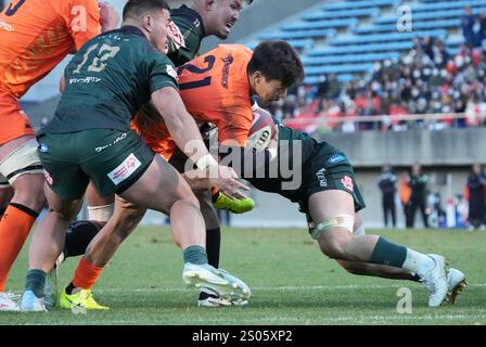 Spears' Shinobu Fujiwara während des Spiels der Japan Rugby League One 2024-25 zwischen Kubota Spears Funabashi Tokyo-Bay und Toyota Verblitz im Prince Chichibu Memorial Stadium in Tokio, Japan am 22. Dezember 2024. Quelle: FAR EAST PRESS/AFLO/Alamy Live News Stockfoto