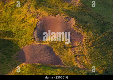 Frankreich, Puy-de-Dome (63), Chaines des Puys, Petit Puy-de-Dome, Blick von der Spitze des ehemaligen Puy-de-Dome Vulkans Stockfoto