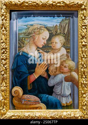 Florenz Toskana Italien. Uffizien. Filippo Lippi. Madonna und Kind mit zwei Engeln Stockfoto