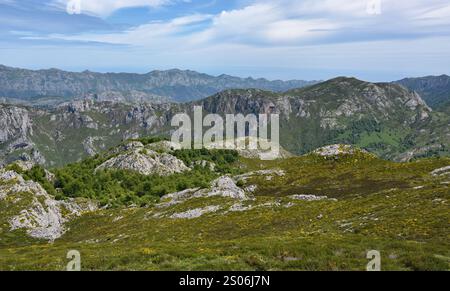 Wanderung auf Pena Main im Nationalpark Picos de Europa, Spanien Stockfoto