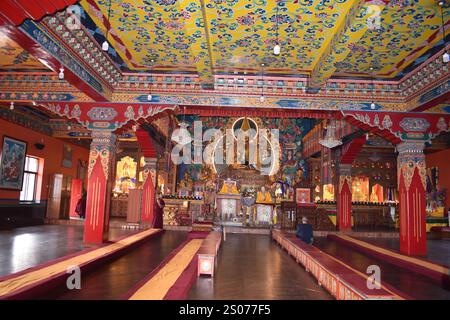 Eingebettet in die ruhigen Hügel des Shivapuri-Nationalparks, etwas außerhalb von Kathmandu, liegt Nepal das ruhige Nagi Gompa Kloster. Dieser alte buddhistische Mo Stockfoto