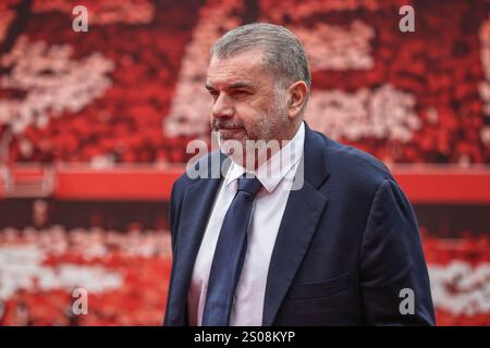 Ange Postecoglou Cheftrainer von Tottenham Hotspur während des Premier League Spiels Nottingham Forest gegen Tottenham Hotspur in City Ground, Nottingham, Vereinigtes Königreich, 26. Dezember 2024 (Foto: Alfie Cosgrove/News Images) Stockfoto