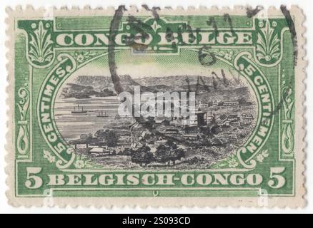 BELGISCH KONGO - 1. Februar 1910: Grün-schwarze Briefmarke mit dem Panorama von Port Matadi, einem Haupthafen des Freistaats Kongo (heute Demokratische Republik Kongo) und der Hauptstadt der Provinz Kongo Central, die an der Grenze zu Angola liegt. Sie hatte 245.862 Einwohner (2004). Matadi liegt am linken Ufer des Kongo-Flusses, 148 km (92 mi) von der Mündung und 8 km (5,0 mi) unterhalb des letzten schiffbaren Punktes vor den Stromschnellen, die den Fluss für eine lange Strecke flussaufwärts unpassierbar machen Stockfoto