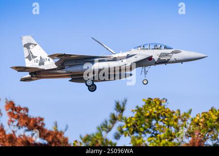 Japan, 14. November 2024: McDonnell Douglas F-15J Eagle auf der Komatsu Air Base in Japan Stockfoto