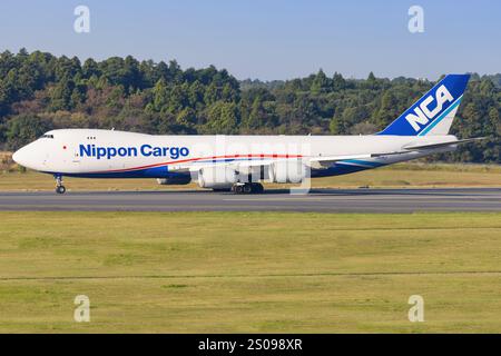 Japan – Tokio, 21. November 2024: Nippon Boeing B748 in Japan Stockfoto
