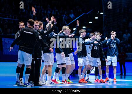 Lemgo, Deutschland. Dezember 2024. Einlaufen THW Kiel GER, TBV Lemgo Lippe vs. THW Kiel, Handball, 1. Bundesliga 17. Spieltag, Spielzeit 2024/2025, 26.12.2024 Foto: Eibner-Pressefoto/Jan Rollinger Credit: dpa/Alamy Live News Stockfoto