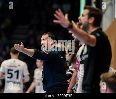 Eisenach, Deutschland. Dezember 2024. Misha Kaufmann (Trainer, ThSV Eisenach) GER, Thüringen, ThSV Eisenach gegen HSV Hamburg, Handball, Daikin 1. Handballbundesliga, 17.Spieltag, Saison 2024/2025, Donnerstag, 26.12.2024, 17,30 Uhr Foto: Eibner-Pressefoto/Martin Herbst Credit: dpa/Alamy Live News Stockfoto