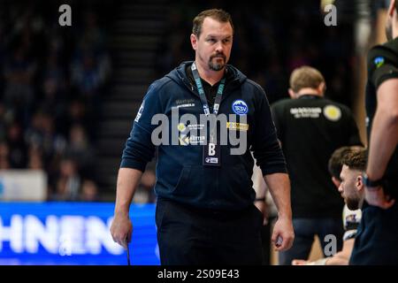 Eisenach, Deutschland. Dezember 2024. Misha Kaufmann (Trainer, ThSV Eisenach) GER, Thüringen, ThSV Eisenach gegen HSV Hamburg, Handball, Daikin 1. Handballbundesliga, 17.Spieltag, Saison 2024/2025, Donnerstag, 26.12.2024, 17,30 Uhr Foto: Eibner-Pressefoto/Martin Herbst Credit: dpa/Alamy Live News Stockfoto