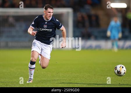 Dens Park, Dundee, Großbritannien. Dezember 2024. Scottish Premiership Football, Dundee gegen Ross County; Josh Mulligan von Dundee on the Ball Credit: Action Plus Sports/Alamy Live News Stockfoto