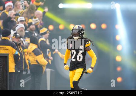 Pittsburgh, Pa, USA. Dezember 2024. 25. Dezember 2024: Donte Jackson #26 bei den Pittsburgh Steelers vs Kansas City Chiefs im Acrisure Stadium in Pittsburgh PA. Brook Ward/scheinbare Media Group (Kreditbild: © AMG/AMG via ZUMA Press Wire) NUR REDAKTIONELLE VERWENDUNG! Nicht für kommerzielle ZWECKE! Stockfoto