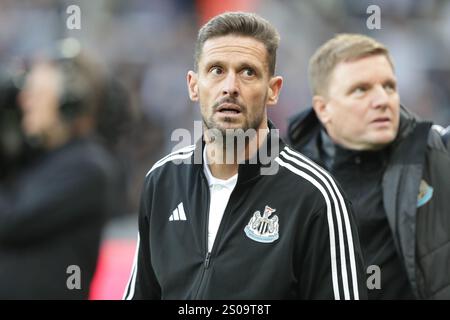 Assistant Manager von Newcastle, Jason Tindall - Newcastle United / Aston Villa, Premier League, St James' Park, Newcastle upon Tyne, Großbritannien - 26. Dezember 2024 nur redaktionelle Verwendung - es gelten Einschränkungen bei DataCo Stockfoto